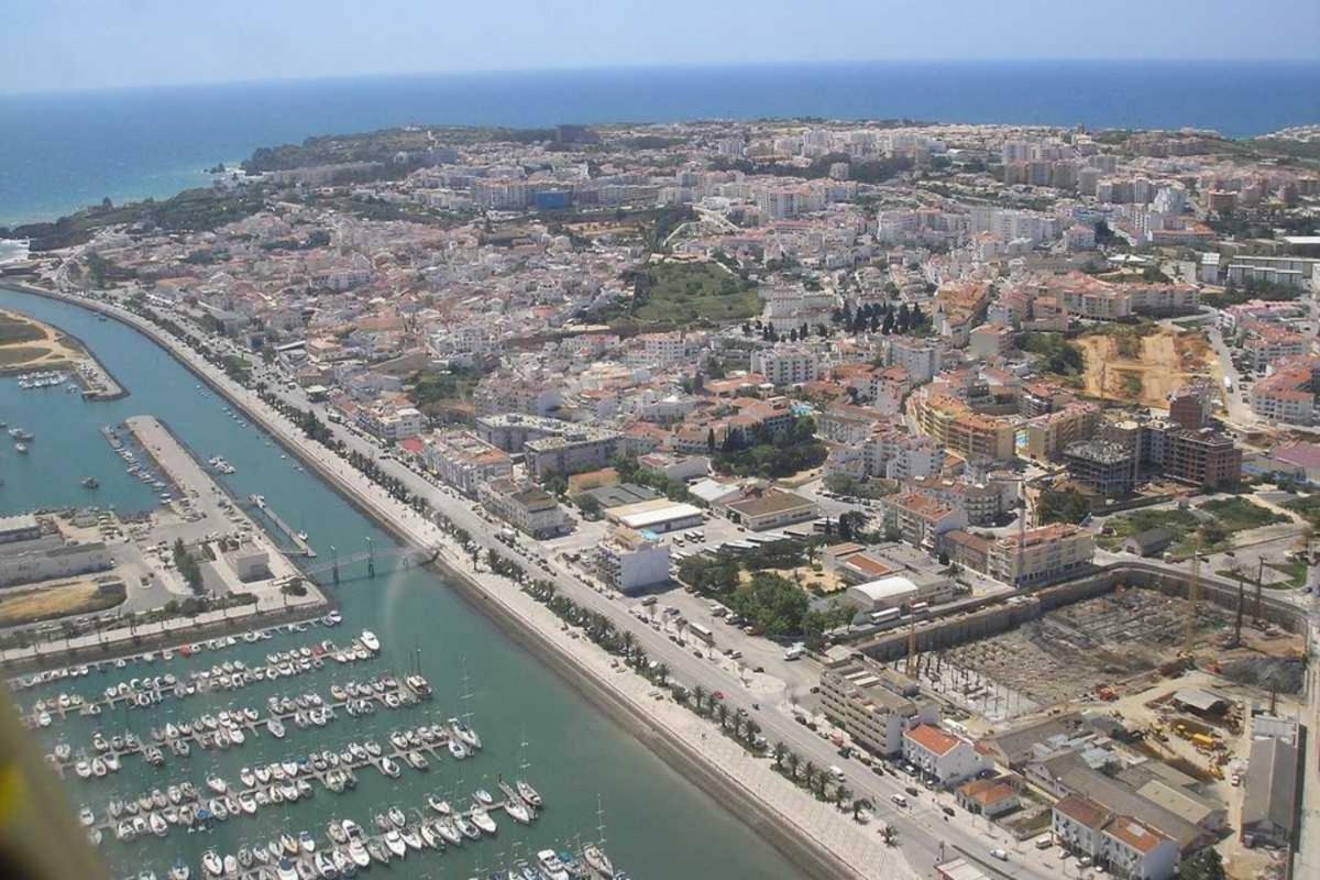 Do Mar Lagos
